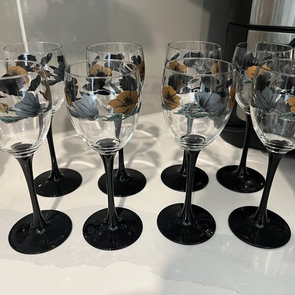RARE Vintage French Wine Glasses, Julie by Luminarc Set of 8 RARE VINTAGE - Picture 2 of 5